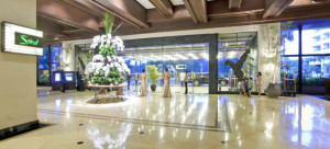 The only 5-star luxury resort hotel in Manila welcomes the New Year in artistic fashion with a feast of international cuisine, the finest wines, themed entertainment and the annual fireworks display. Enjoy the premier offerings of a tropical oasis without leaving the city. 