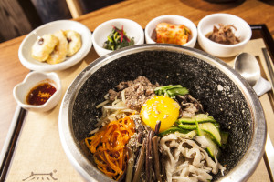 Dolsot-Bibimbap Bansang (2)