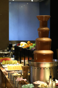 Fresh Fruits and Chocolate Fountain