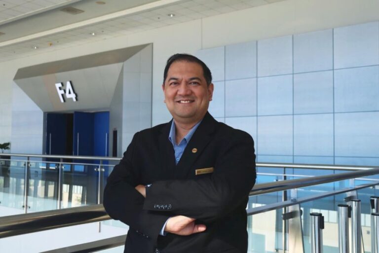 GM SHERWIN LUCAS PORTRAIT