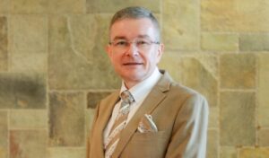 GM Sven Toune - Official Photo 1